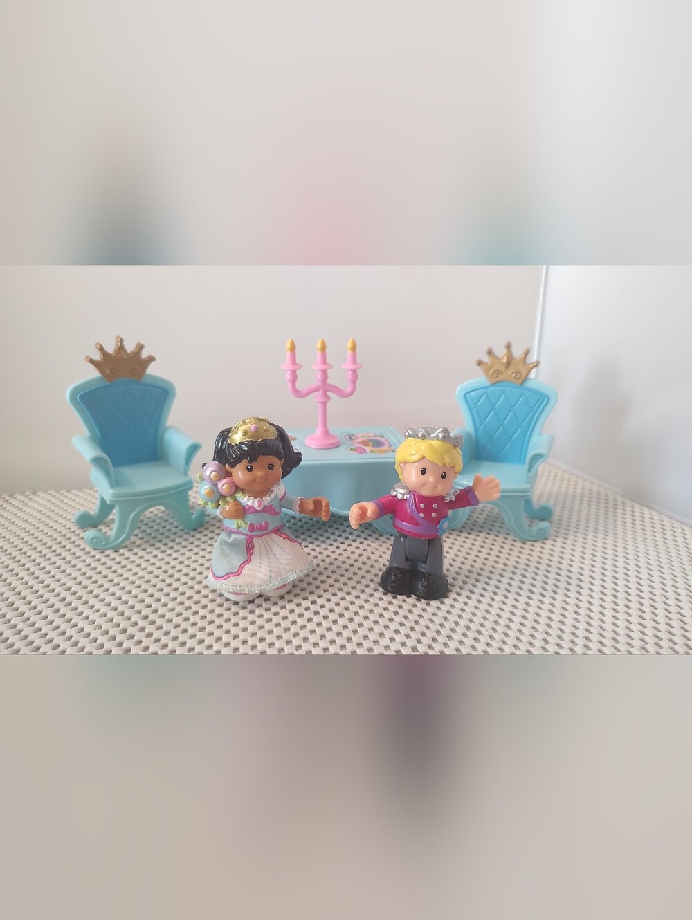 Little People Royal Table & Characters Set Gently Used Prince & Princess
